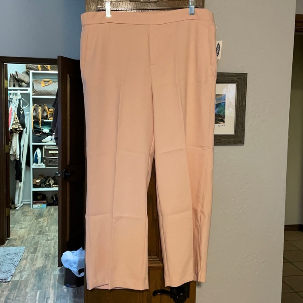Old Navy Pink Ankle Dress Pants - 14